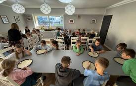 klasy III w ZZO i warsztaty w Pizzerii Bazylia 4.jpeg